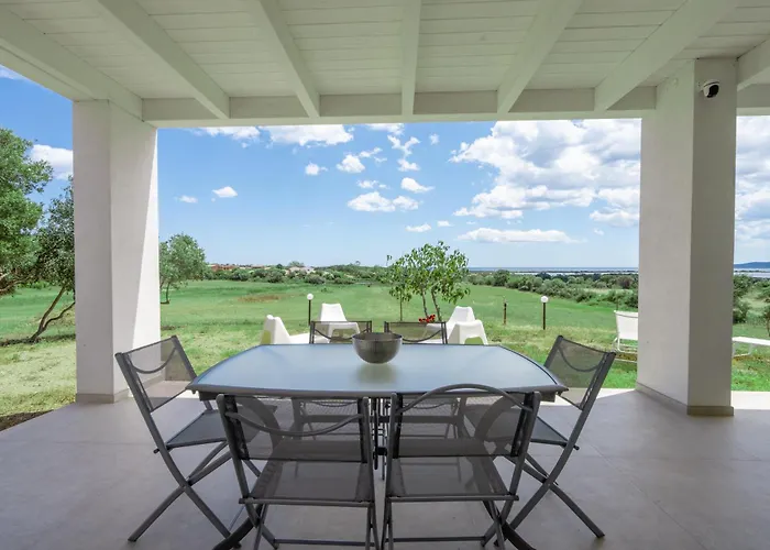 Villa Deg Vista Mare Puntaldia San Teodoro (Sardinia)